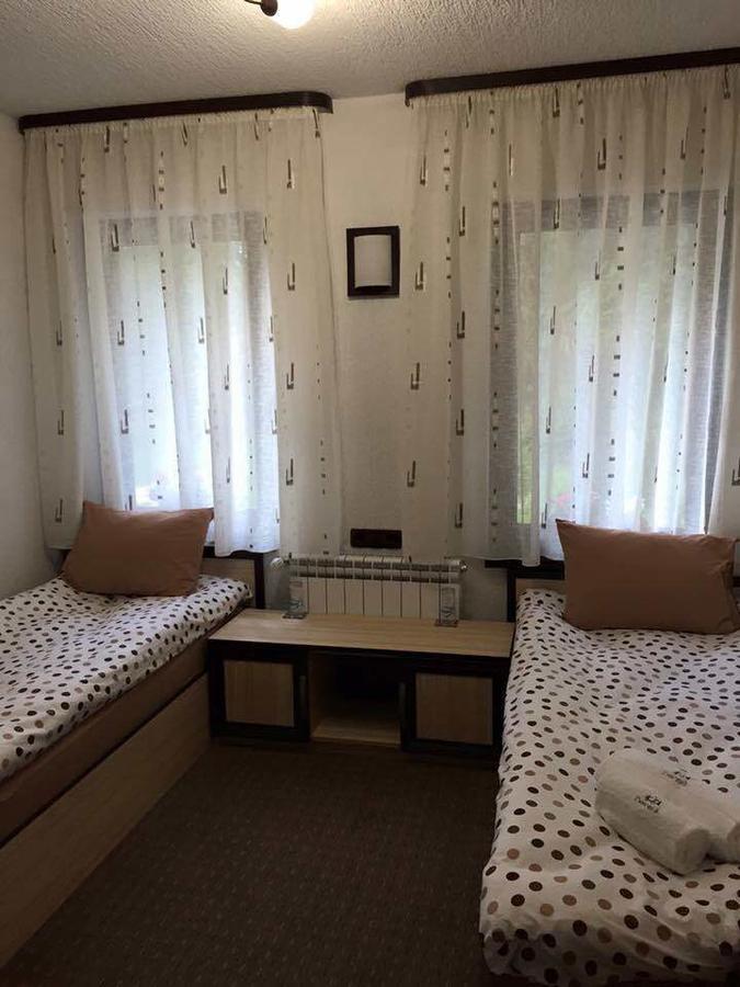 Family Hotel Ginger Pamporovo Kültér fotó